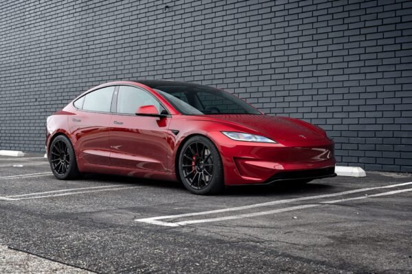 Tesla Model 3 Performance