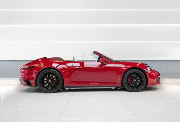 Porsche 911 Carrera Cabriolet