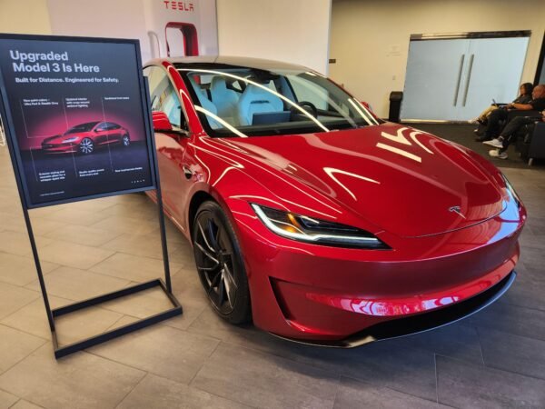 Tesla Model 3 Performance